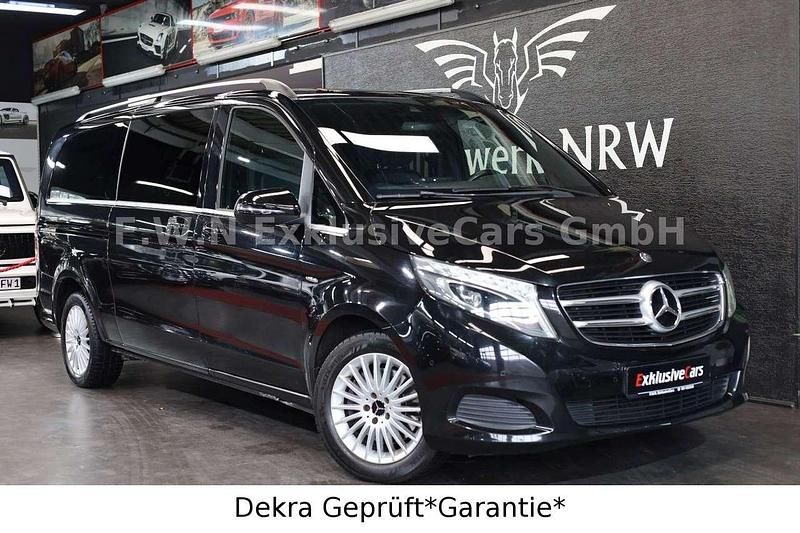 Gebraucht Mercedes V200 Avantgarde 190 PS (139 kW) 2017 Obsidianschwarz metallic Van / Kleinbus
