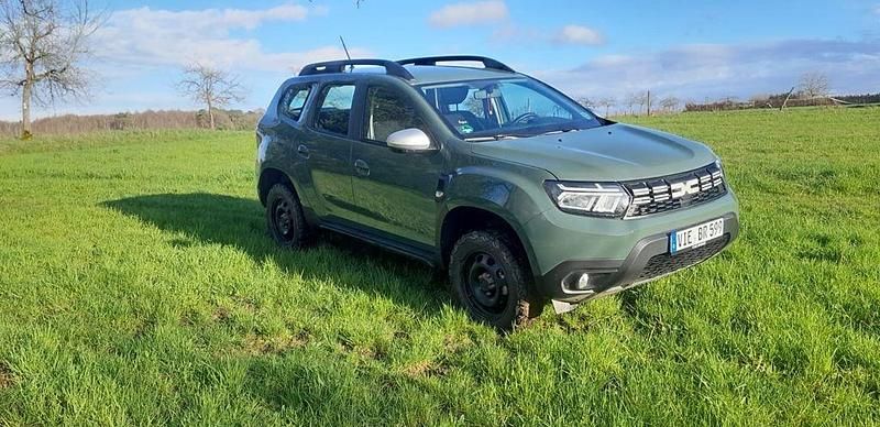 Usata Dacia Duster Expression 116 CV (85 kW) 2024 Verde SUV