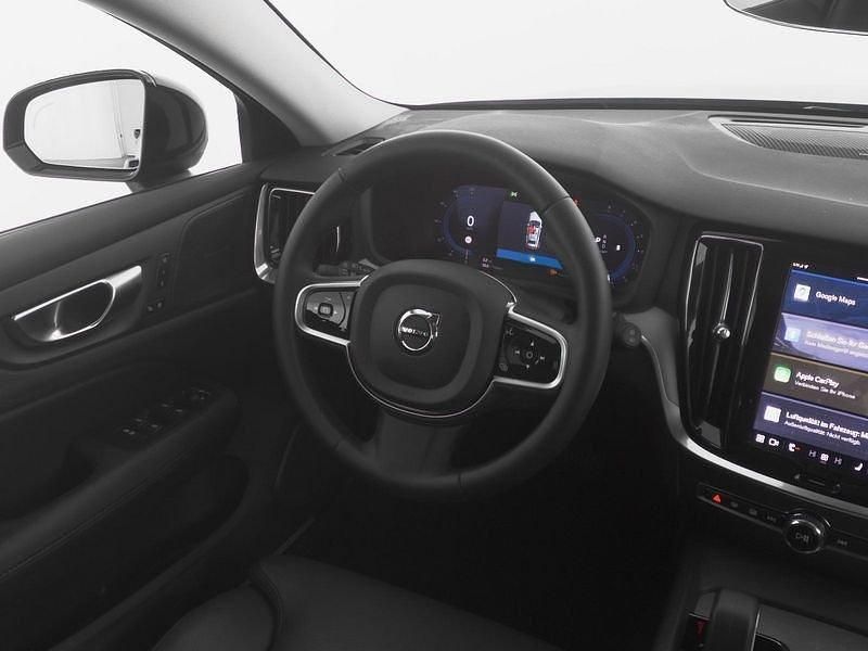 Gebraucht Volvo V60 Plus 197 PS (144 kW) 2025 Schwarz Kombi