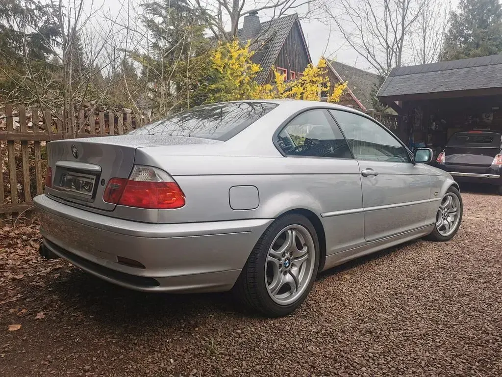 Brugt BMW 320 Performance 170 HK (125 kW) 2002 Sølv Coupe
