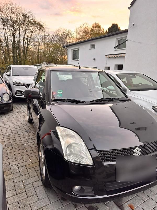 Gebraucht Suzuki Swift 102 PS (75 kW) 2005 Schwarz Kleinwagen