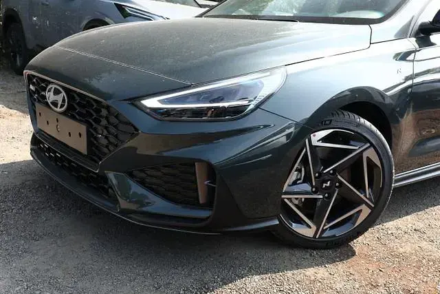 Neu Hyundai i30 N Line 150 PS (110 kW) 2026 Cypress green mineraleffekt cypress green mineraleffekt Kombi