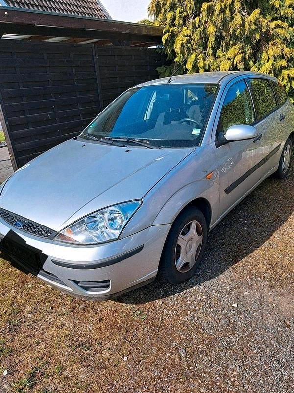 Usata Ford Focus 100 CV (73 kW) 2003 Argento Coupé