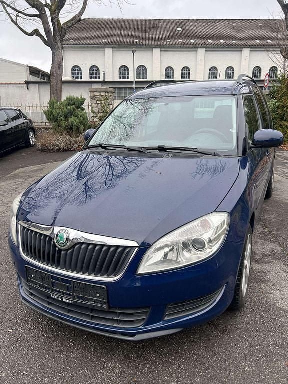 Gebraucht Skoda Roomster Plus Edition 105 PS (77 kW) 2012 Pacificblau Van / Kleinbus