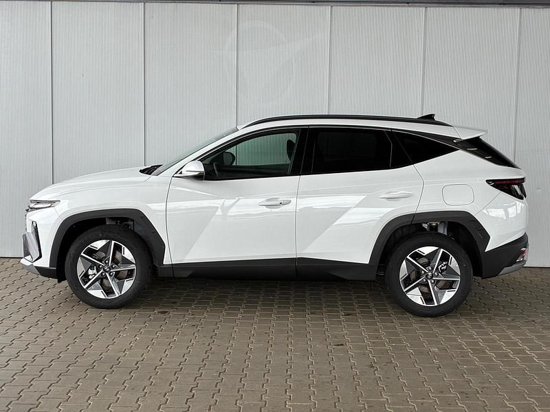 Neu Hyundai Tucson 215 PS (158 kW) 2025 Serenity white SUV