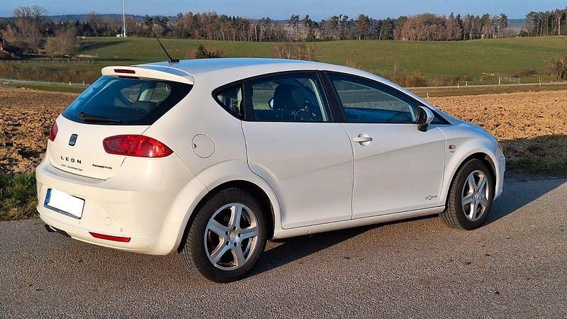 Gebraucht Seat Leon Copa 105 PS (77 kW) 2011 Weiß Kleinwagen