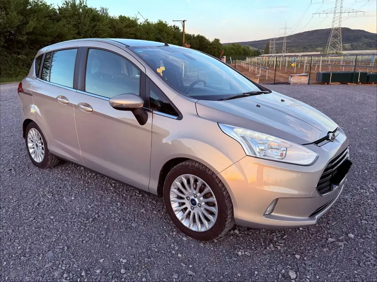 Gebraucht Ford B-MAX Titanium 101 PS (74 kW) 2012 Beige Van / Kleinbus