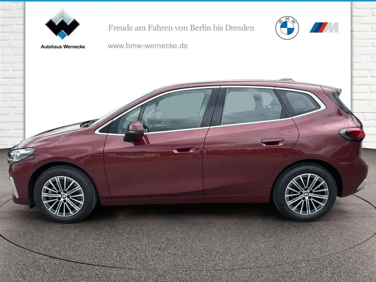 Gebraucht BMW 223 Active Tourer Luxury Line 204 PS (150 kW) 2022 Piemont rot Van / Kleinbus