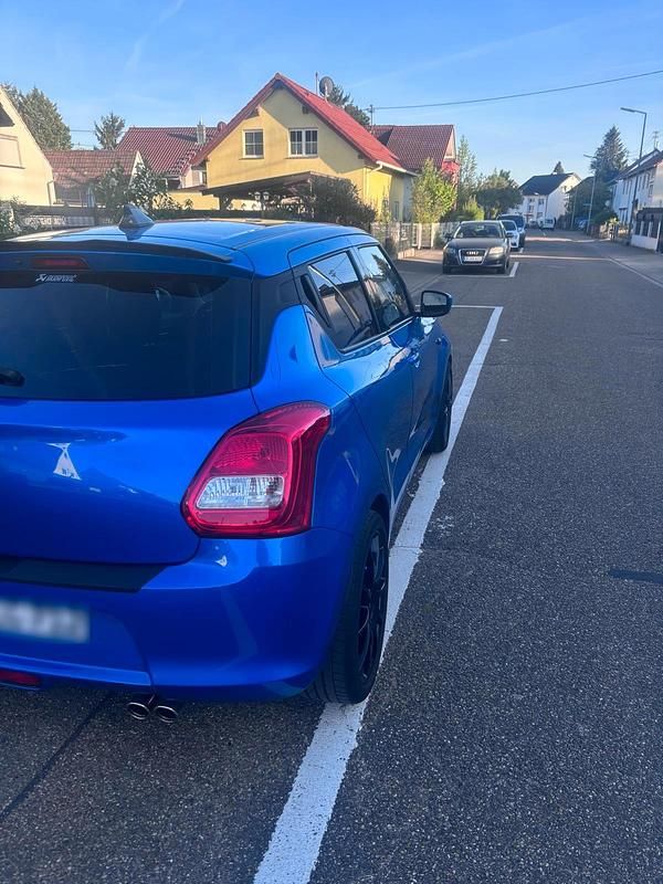Gebraucht Suzuki Swift 90 PS (66 kW) 2019 Blau Kleinwagen