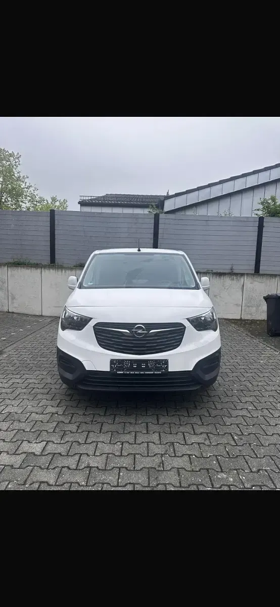 Gebraucht Opel Combo 102 PS (75 kW) 2023 Weiß Van / Kleinbus