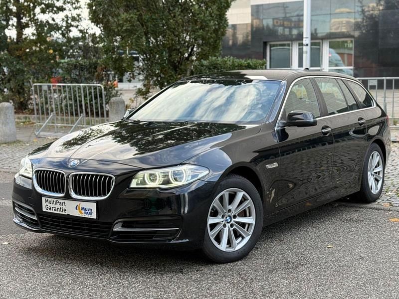 Schwarz Gebraucht 2016 BMW 530 Performance Kombi | 11.990 € (Superpreis) - Bild 1/4