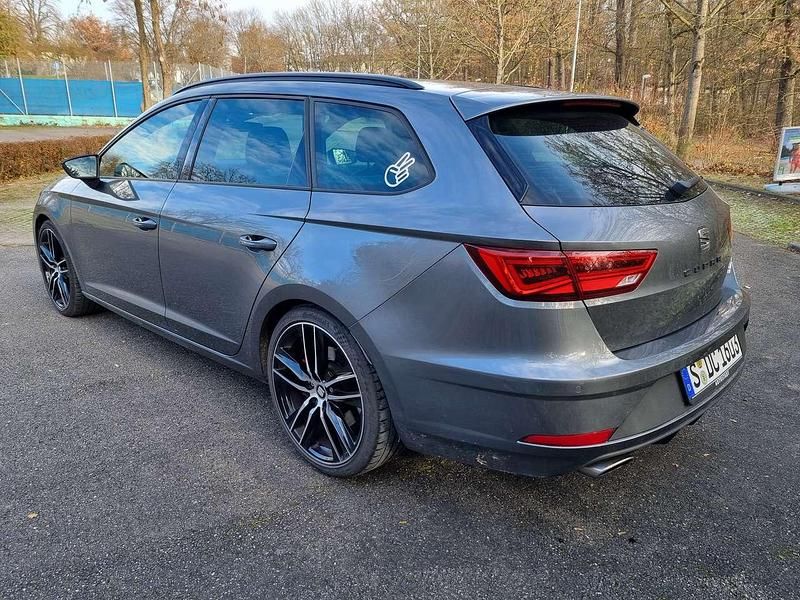 Usata Seat Leon ST 300 CV (220 kW) 2017 Grigio Station wagon