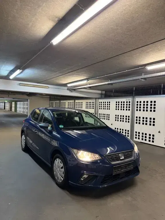 Second-hand Seat Ibiza Reference 95 CP (69 kW) 2018 Albastru Hatchback