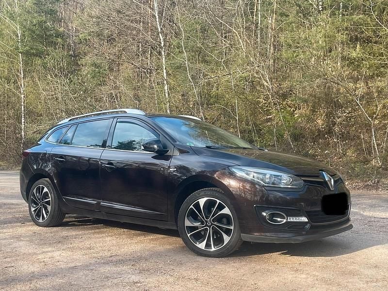 Gebraucht Renault Mégane III 110 PS (80 kW) 2014 Braun Kombi