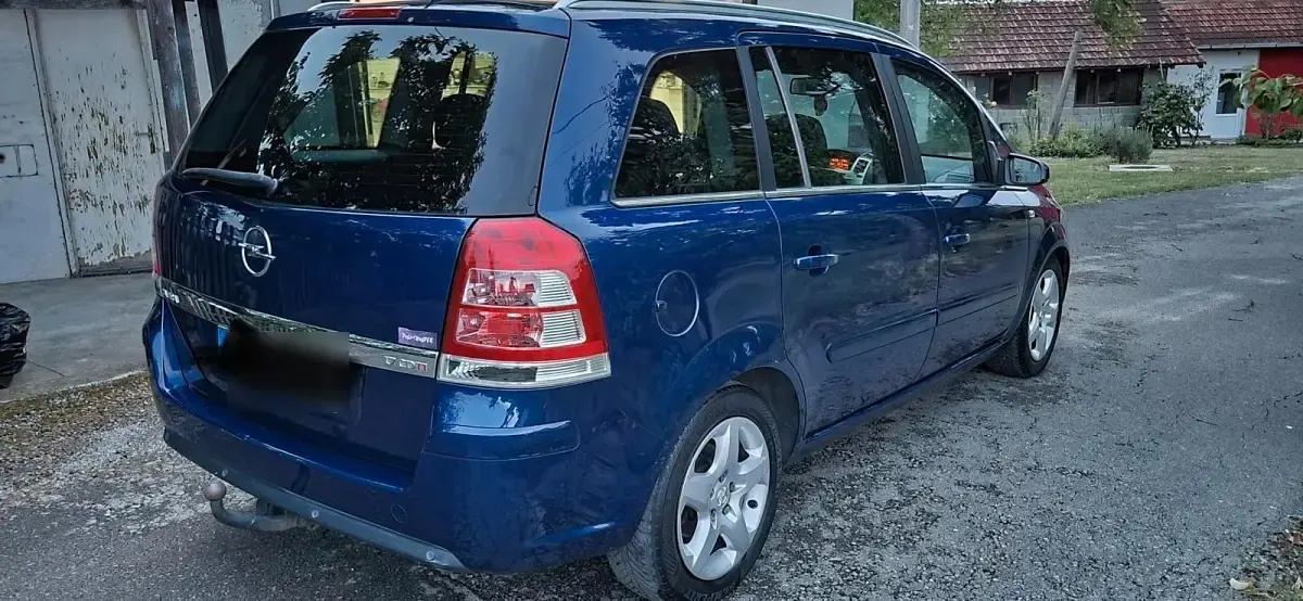 Gebraucht Opel Zafira 125 PS (91 kW) 2008 Blau Van / Kleinbus