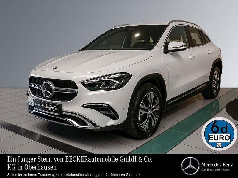 Polarweiss Gebraucht 2024 Mercedes GLA180 Progressive SUV | 32.875 € - Bild 1/4