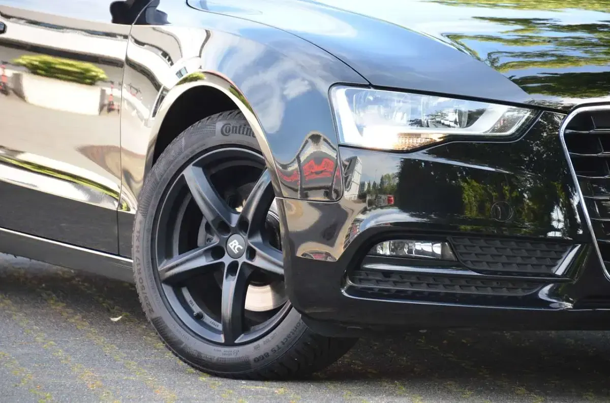 Gebraucht Audi A5 144 PS (105 kW) 2015 Brillantschwarz Coupé