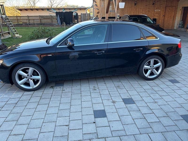 Gebraucht Audi A4 S-Line 160 PS (117 kW) 2009 Schwarz Limousine