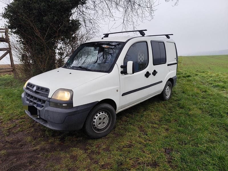 Weiß Gebraucht 2004 Fiat Doblò Van / Kleinbus | 3.450 € (Guter Preis) - Bild 1/4