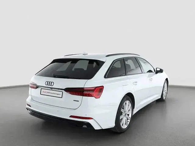 Gebraucht Audi A6 Ambiente 299 PS (219 kW) 2025 Gletscherweiß metallic Kombi