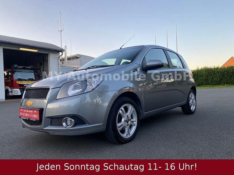 Gebraucht Chevrolet Aveo LT 101 PS (74 kW) 2011 Grau Kleinwagen