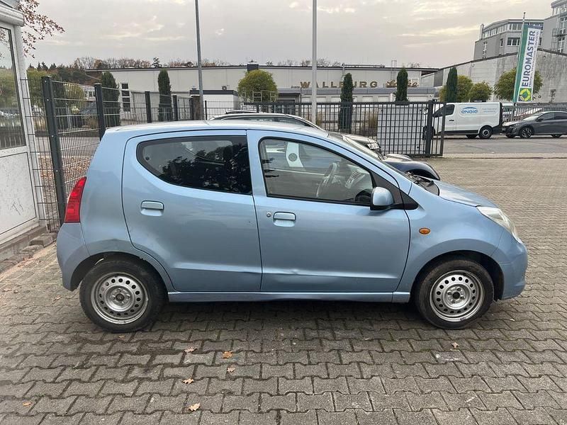 Gebraucht Suzuki Alto Club 68 PS (50 kW) 2012 Blau Kleinwagen