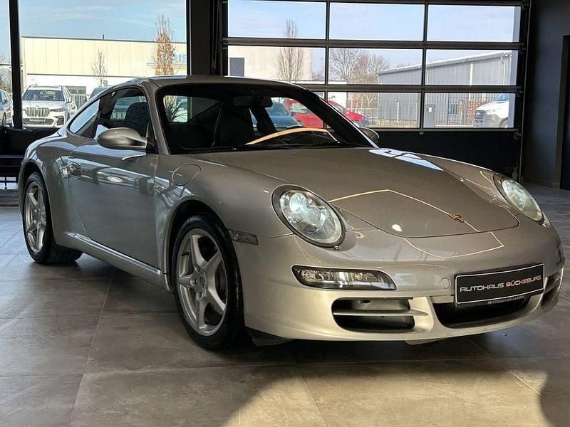 Gebraucht Porsche 911 Carrera 325 PS (239 kW) 2009 Arktissilbermetallic Coupé