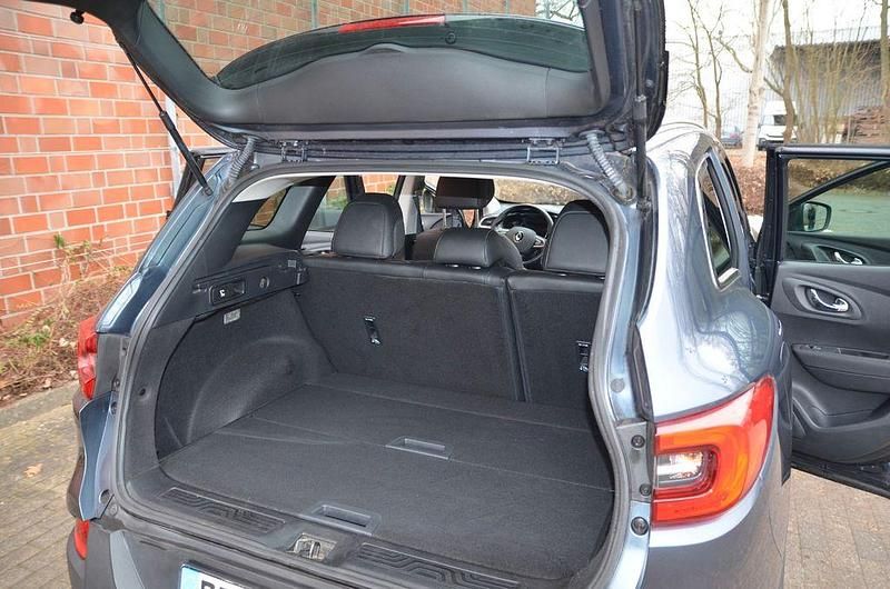 Gebraucht Renault Kadjar LIMITED 131 PS (96 kW) 2018 Grau SUV