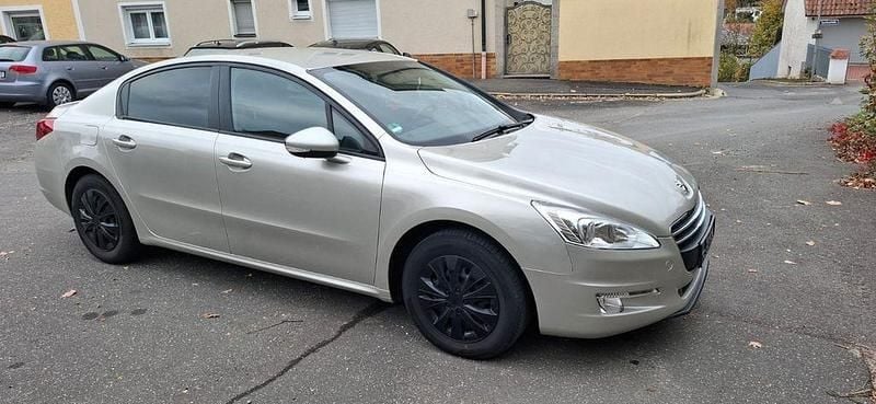 Grau Gebraucht 2014 Peugeot 508 Access Limousine | 5.900 € (Superpreis) - Bild 1/4
