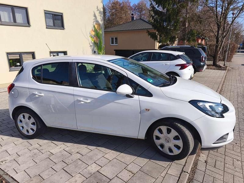 Gebraucht Opel Corsa 90 PS (66 kW) 2017 Schneeweiß Kleinwagen
