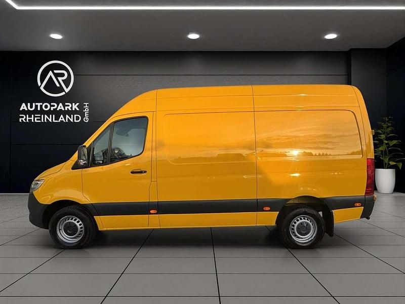 Gebraucht Mercedes Sprinter 170 PS (125 kW) 2022 Ginstergelb Van