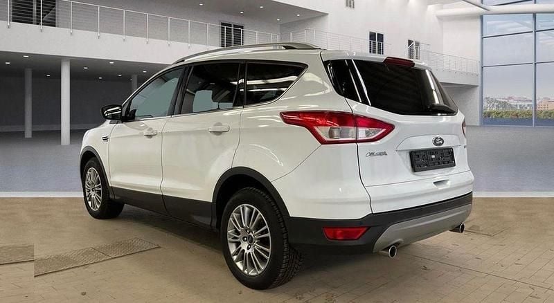 Gebraucht Ford Kuga Titanium 150 PS (110 kW) 2014 Weiß SUV