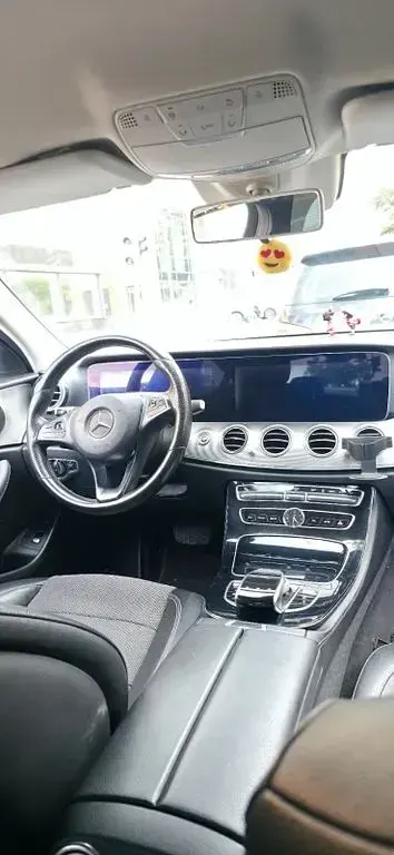 Gebraucht Mercedes 220 194 PS (142 kW) 2017 Schwarz Limousine
