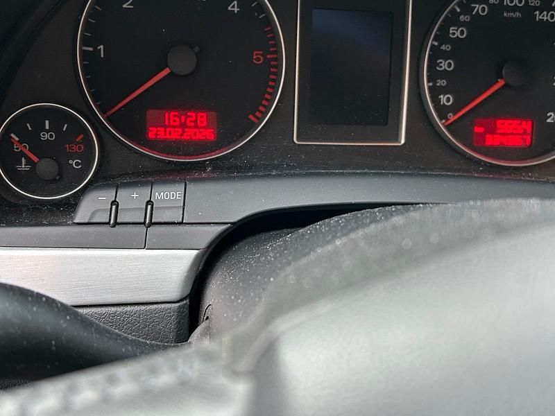 Gebraucht Audi A4 116 PS (85 kW) 2007 Schwarz Kombi