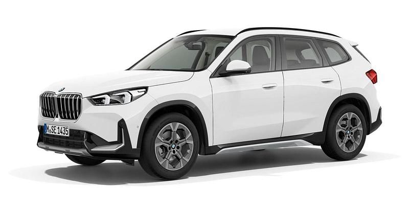 Weiß Gebraucht 2025 BMW X1 Luxury Line SUV | 42.149 € (Guter Preis) - Bild 1/4