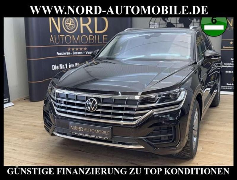 Gebraucht VW Touareg R-line 231 PS (169 kW) 2023 Tamarindenbraun metall (metallic) SUV