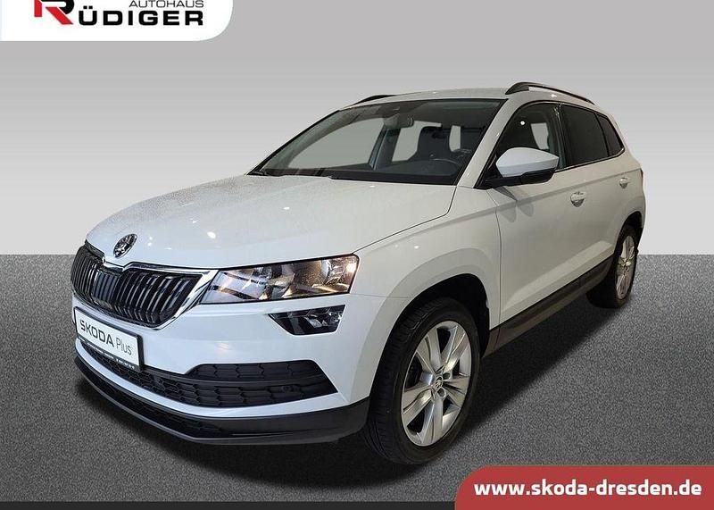 Weiß Gebraucht 2020 Skoda Karoq Style SUV | 25.870 € (Fairer Preis) - Bild 1/4