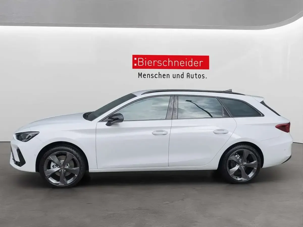 Neu Cupra Leon 150 PS (110 kW) 2025 Weiss Kombi
