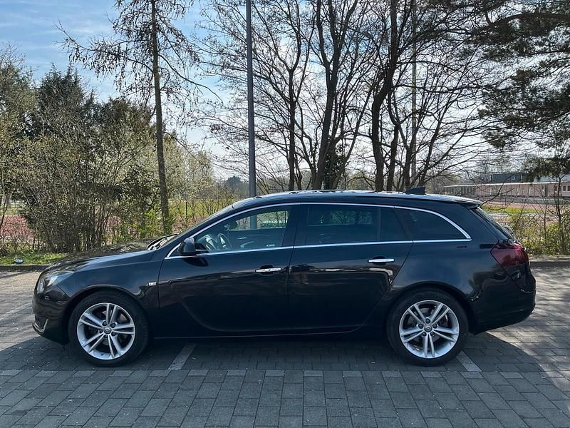 Gebraucht Opel Insignia 170 PS (125 kW) 2016 Schwarz Kombi