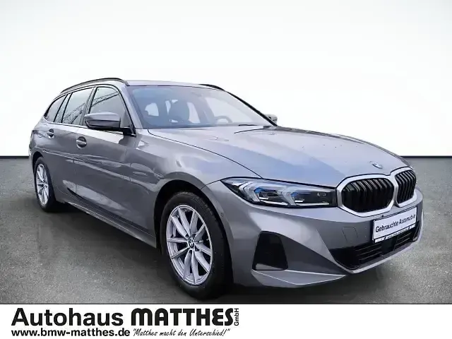 Gebraucht BMW 318 Shadowline 156 PS (114 kW) 2023 Grau Kombi