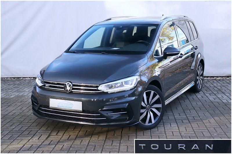 Uranograu Gebraucht 2022 VW Touran Highline Van / Kleinbus | 29.460 € (Teuer) - Bild 1/3