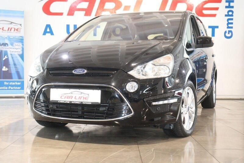 Schwarz Gebraucht 2014 Ford S-MAX Titanium Van / Kleinbus | 14.999 € - Bild 1/4