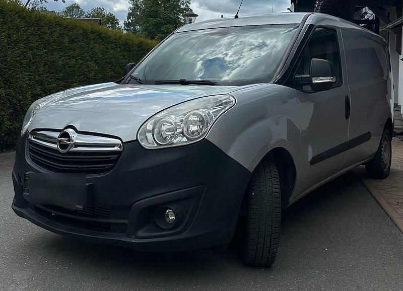 Silber Gebraucht 2014 Opel Combo Van / Kleinbus | 4.200 € (Guter Preis) - Bild 1/4