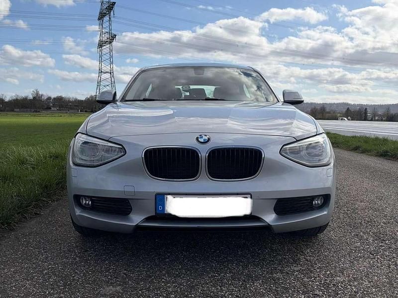 Gebraucht BMW 125 Sport Line 218 PS (160 kW) 2013 Silber Kleinwagen