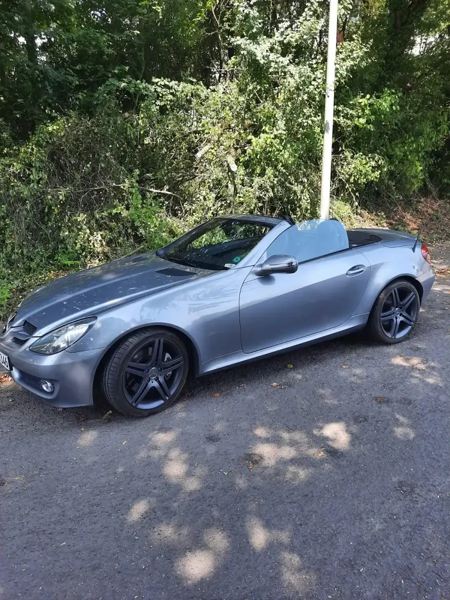 Gebraucht Mercedes SLK200 185 PS (136 kW) 2010 Silber Cabrio