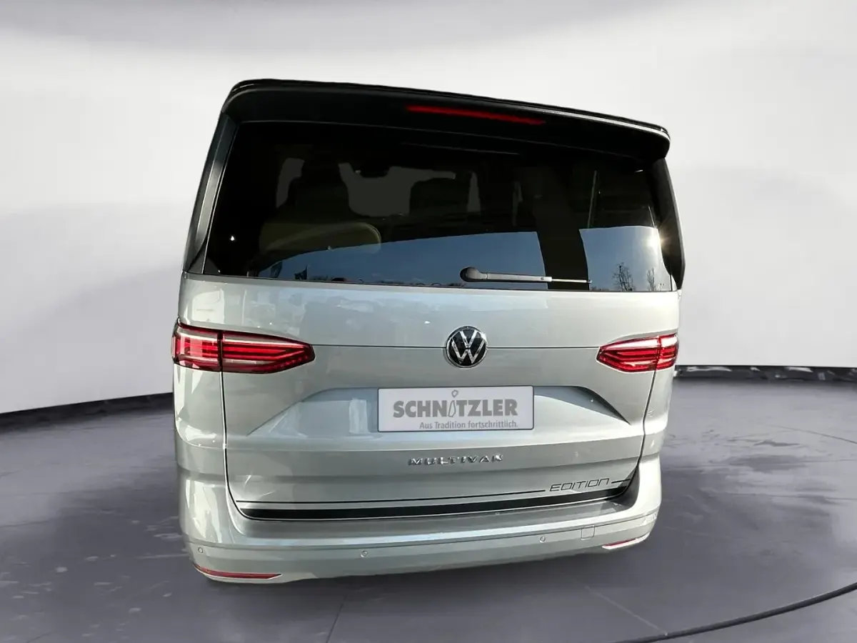 Ny VW Multivan Edition 150 HK (110 kW) 2025 Sølv MPV