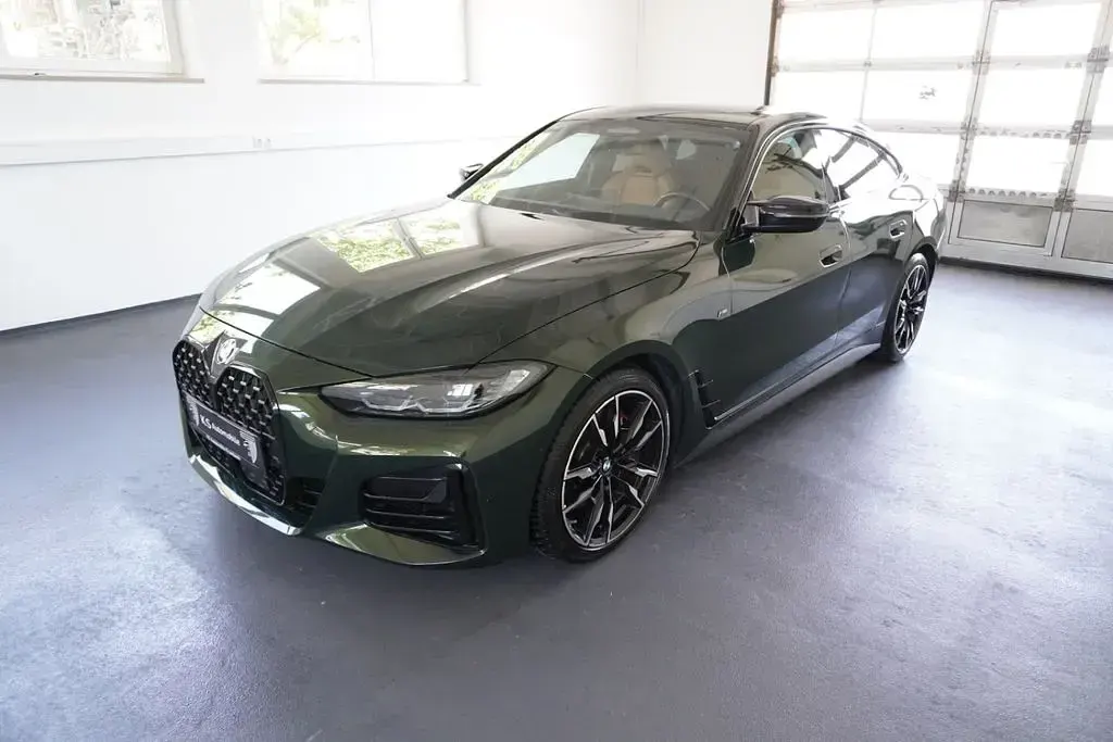 Gebraucht BMW M440 M Sport 374 PS (275 kW) 2023 Grün Coupé