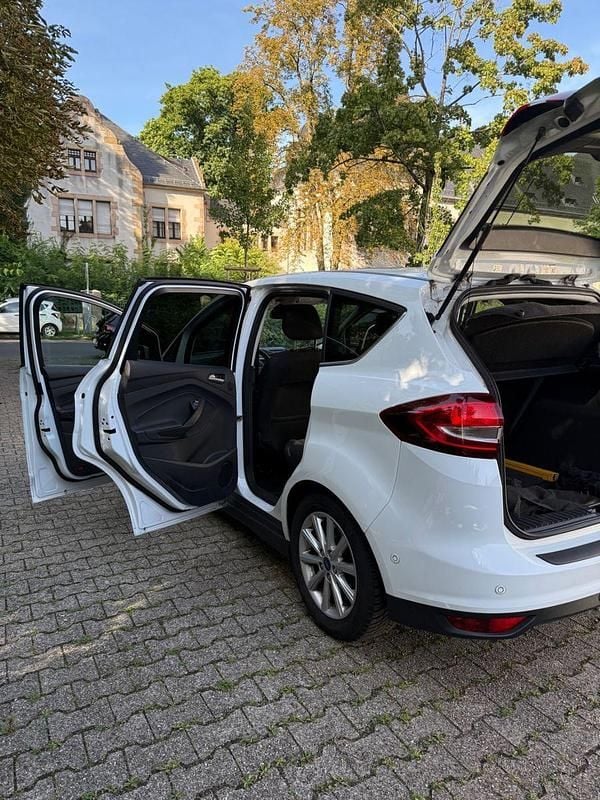 Gebraucht Ford C-MAX Titanium 150 PS (110 kW) 2017 Weiß Van / Kleinbus