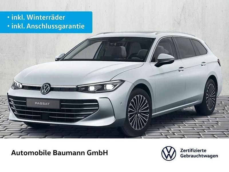 Oyster silver metallic Gebraucht 2024 VW Passat Elegance Kombi | 43.490 € (Superpreis) - Bild 1/4