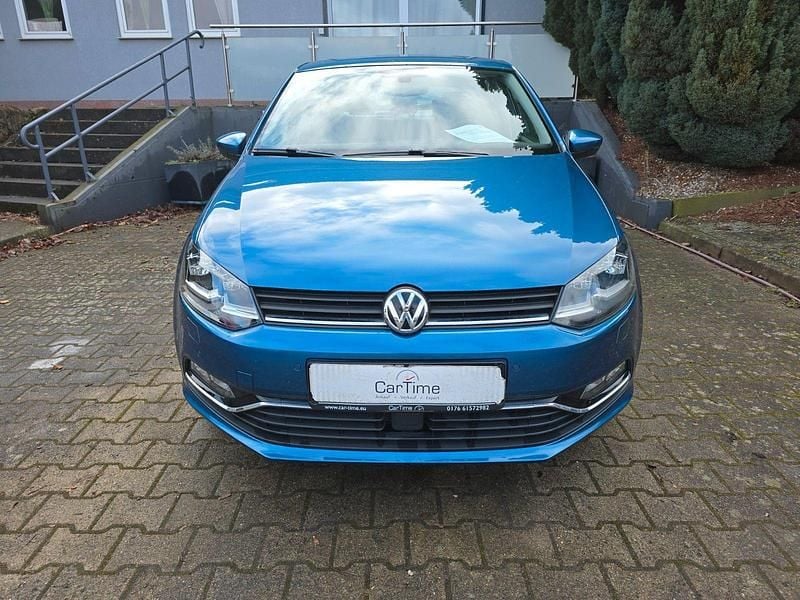 Gebraucht VW Polo Highline 110 PS (80 kW) 2016 Blau Kleinwagen